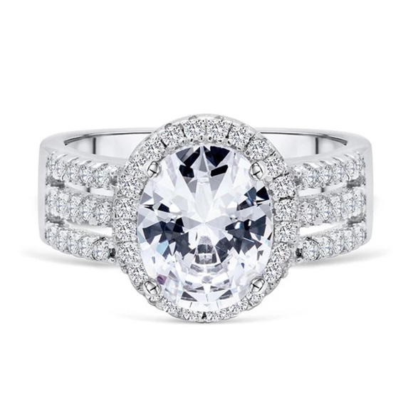 ✨Stunning 3 Row Oval Halo✨18K White Gold✨ - Picture 2 of 7